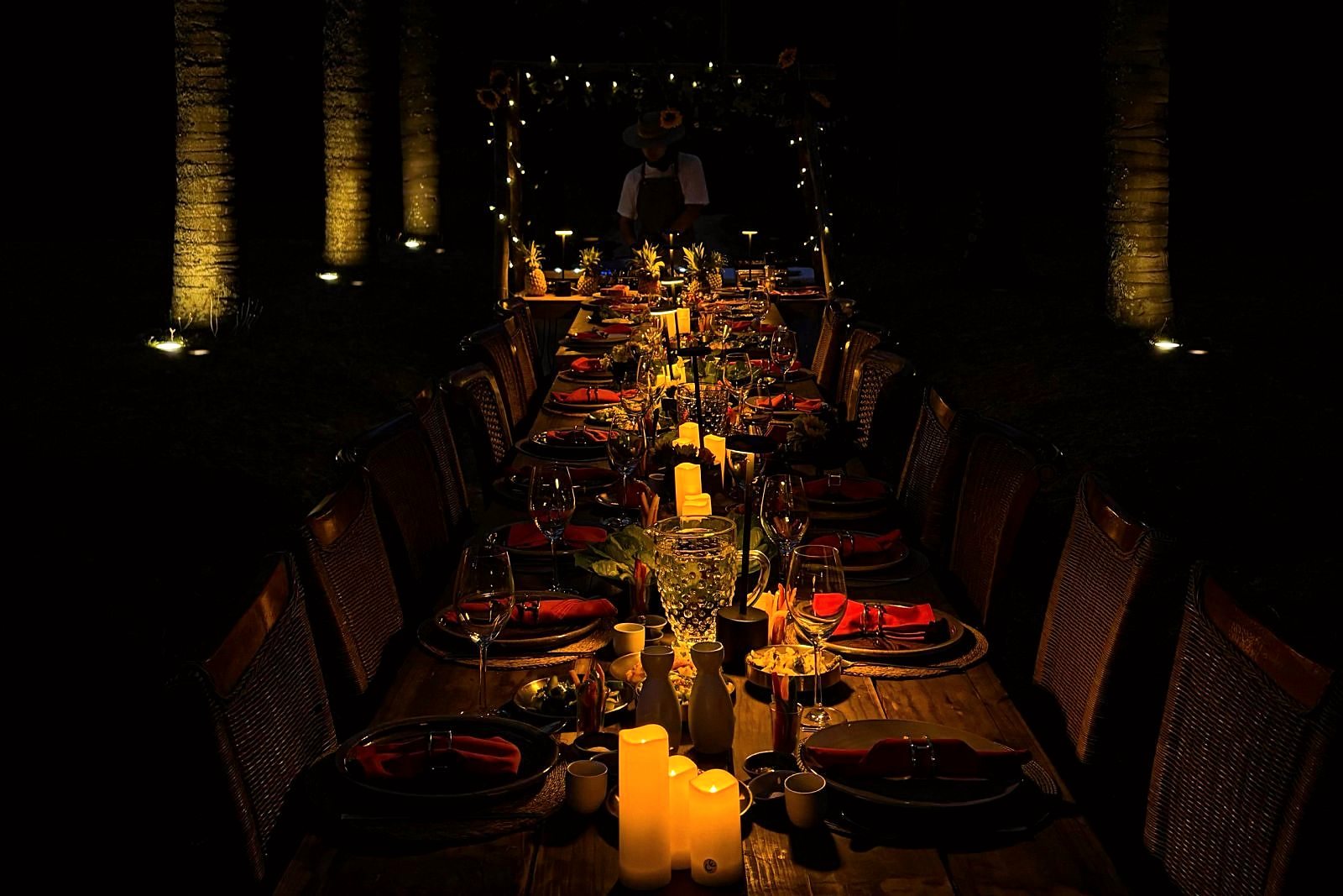 A candlelit long-table dinner at Glenhof